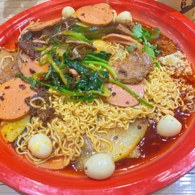 麻辣燙技術(shù)培訓(xùn)哪家好一點(diǎn)？飄味緣餐飲培訓(xùn)學(xué)校技術(shù)配方無(wú)保留